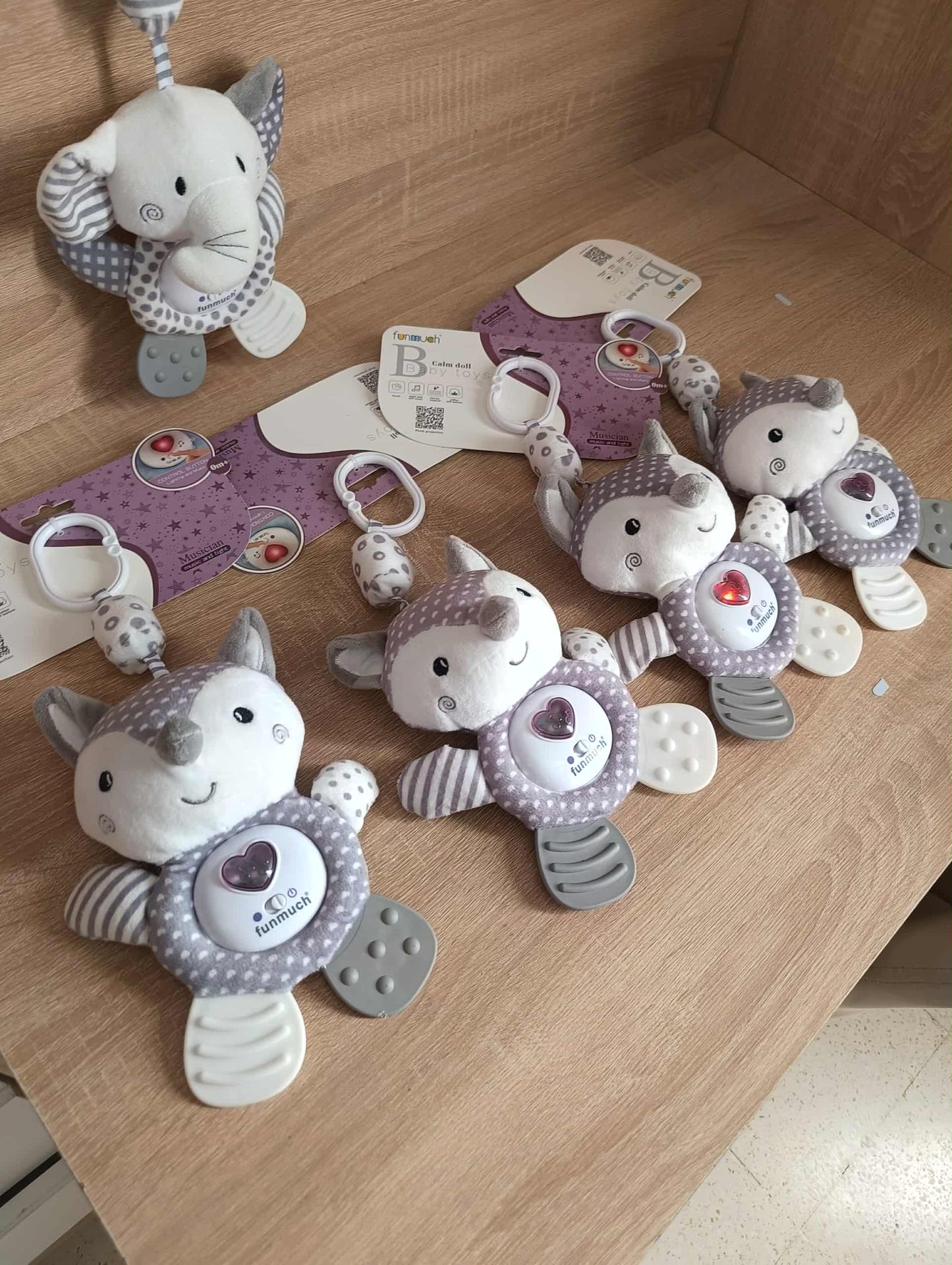 doudou avec veilleuse intégrée musicale et lumineuse